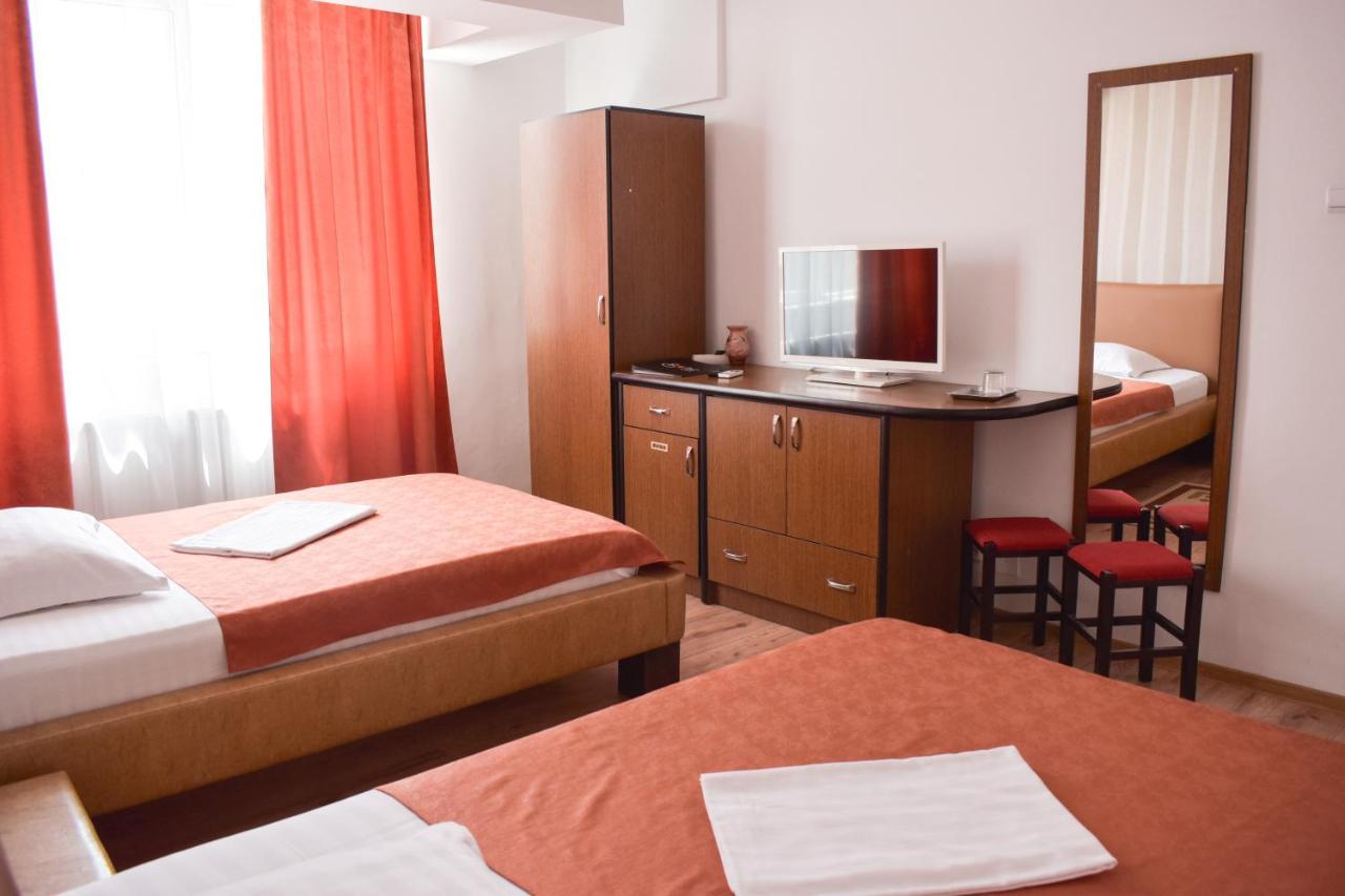 Hotel Solar Фокшані Екстер'єр фото