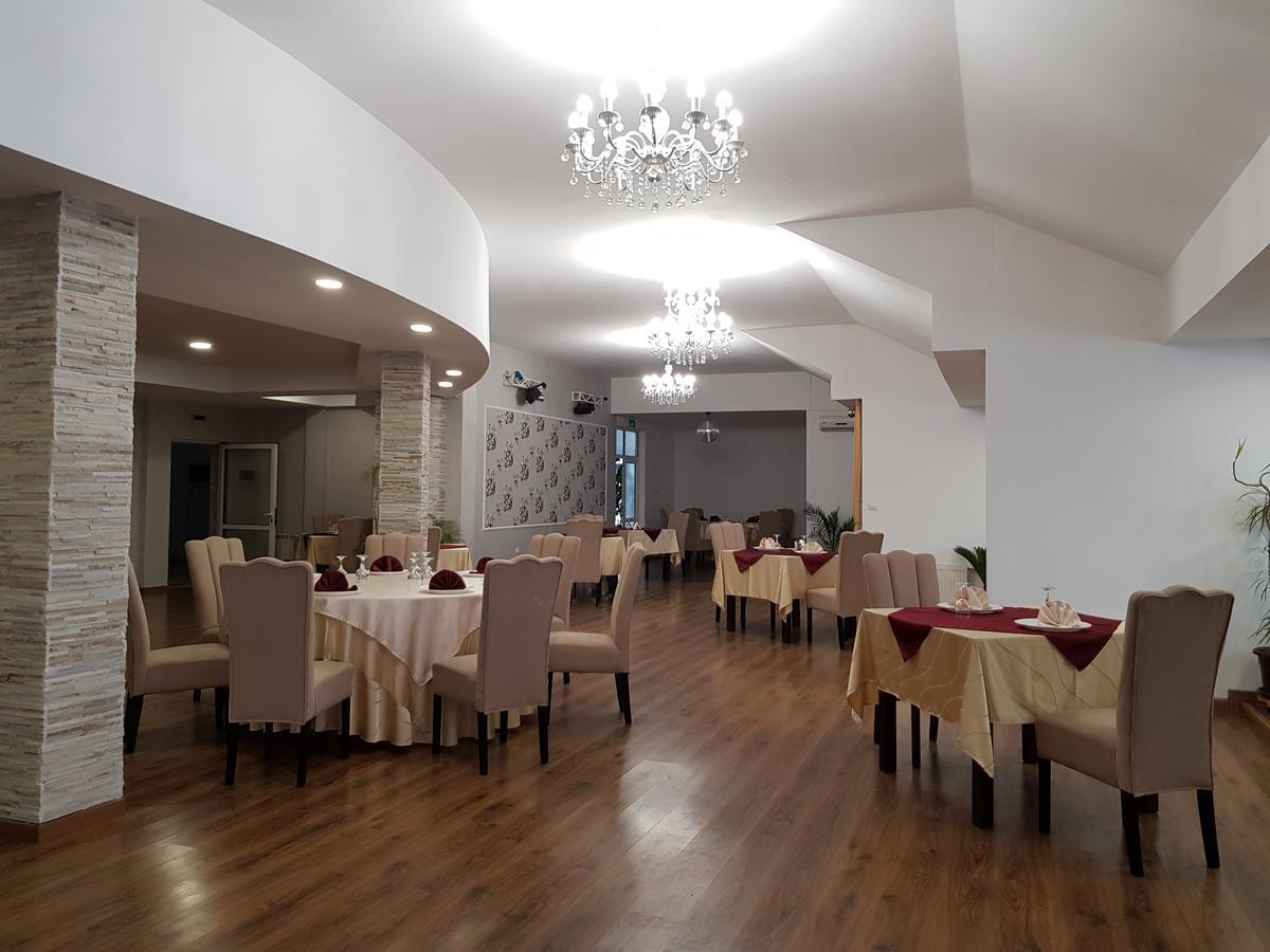 Hotel Solar Фокшані Екстер'єр фото