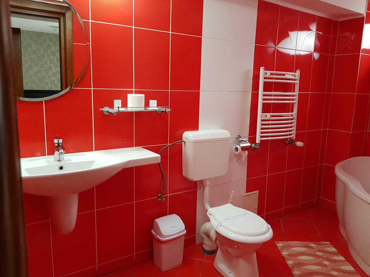 Hotel Solar Фокшані Екстер'єр фото